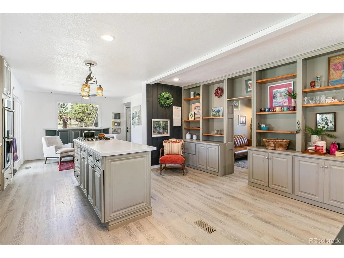 Photo of 1927 Sunset Cir