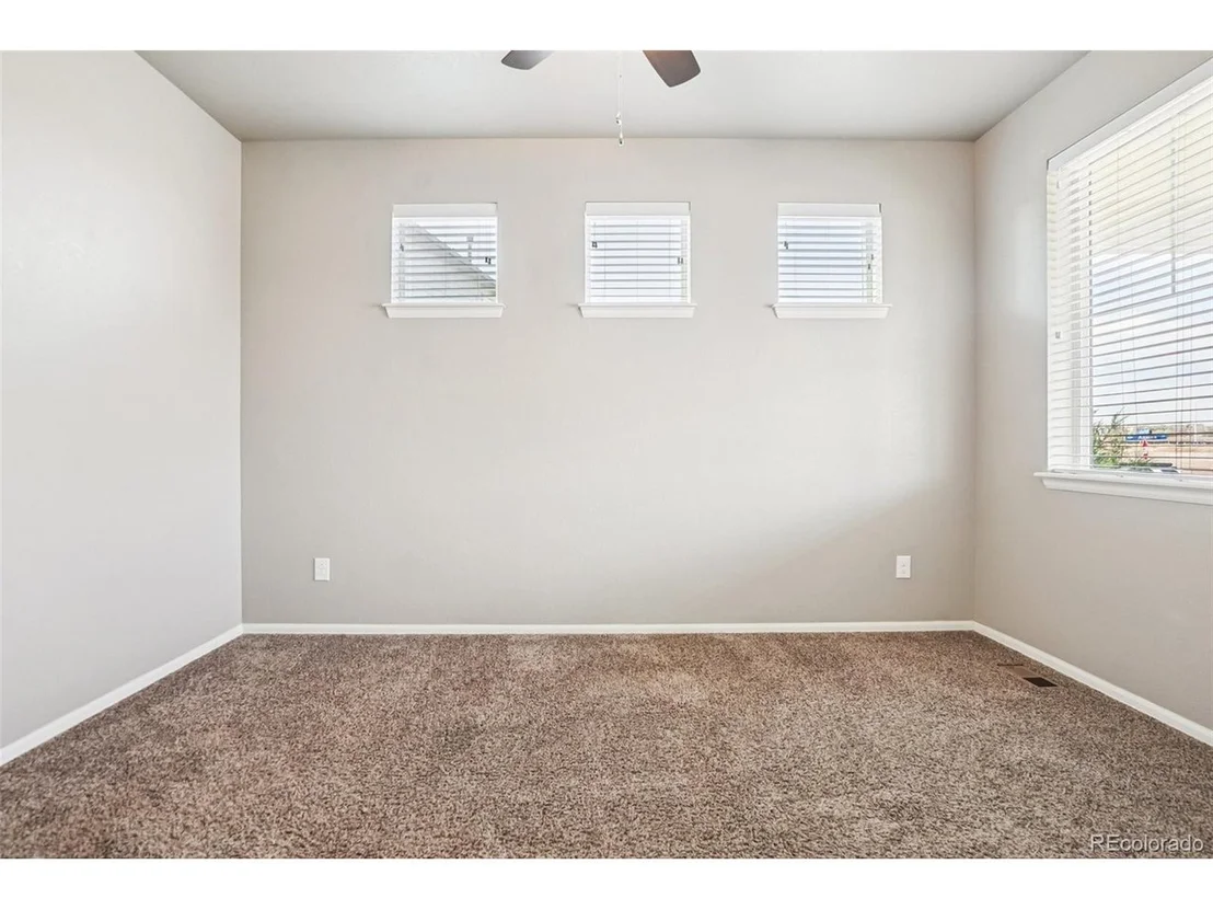Photo of 5230 Silver Maple St