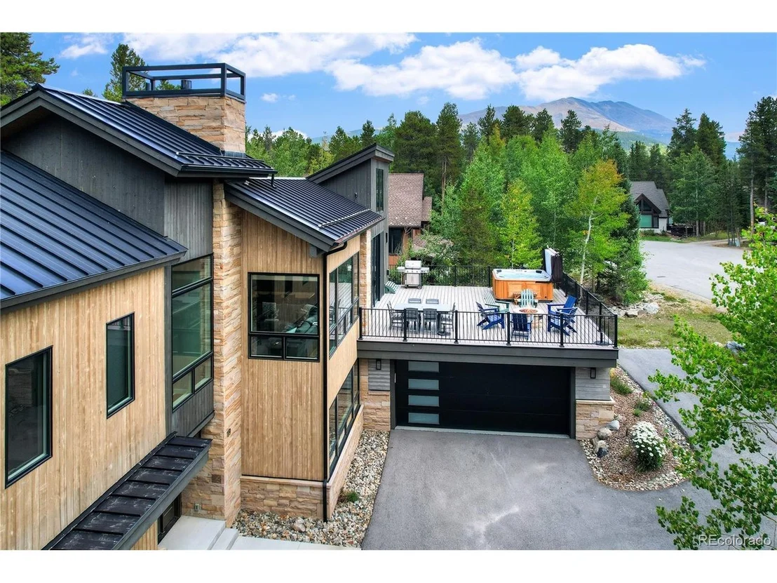 Photo of 19 White Cloud Dr