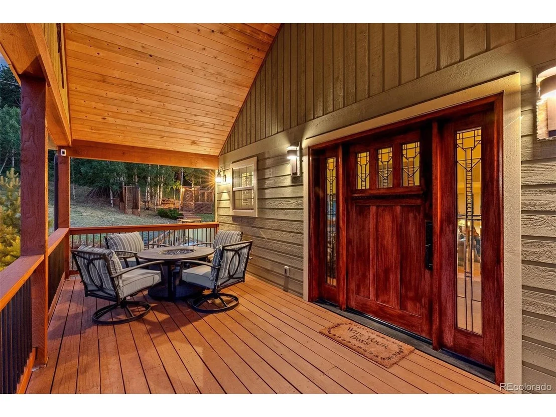 Photo of 576 Bluebird Ln