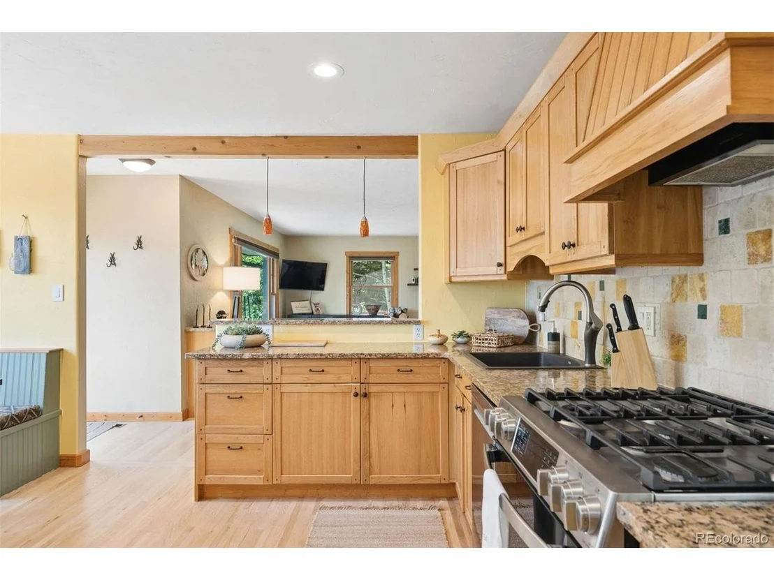 Photo of 4388 Witter Gulch Rd
