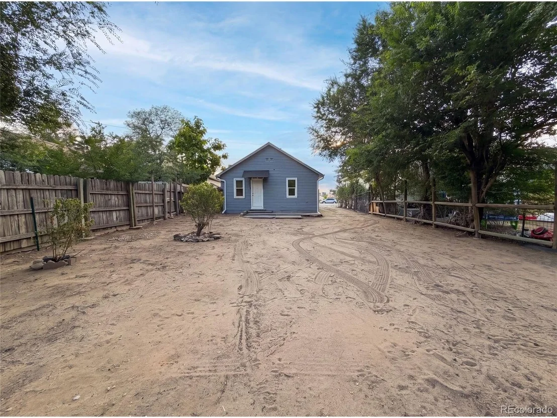 Photo of 1618 7th Ave