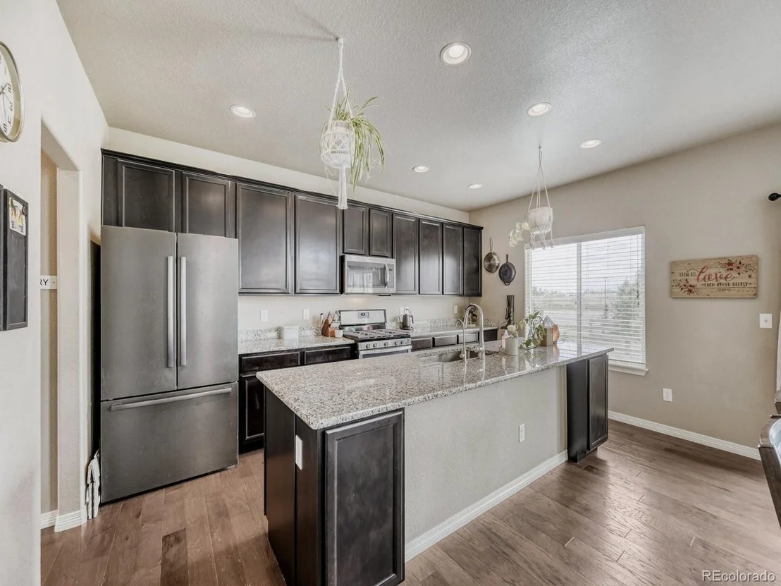 Photo of 503 Mount Rainier St