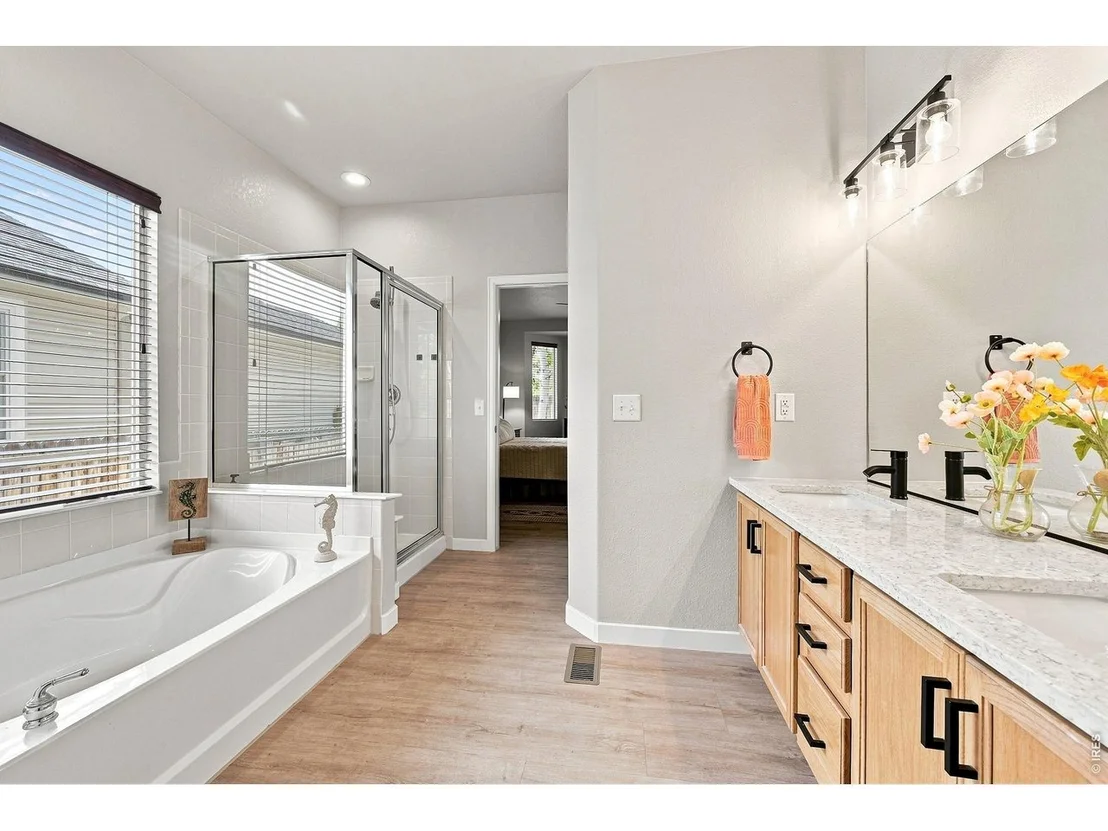 Photo of 4456 Windmill Dr