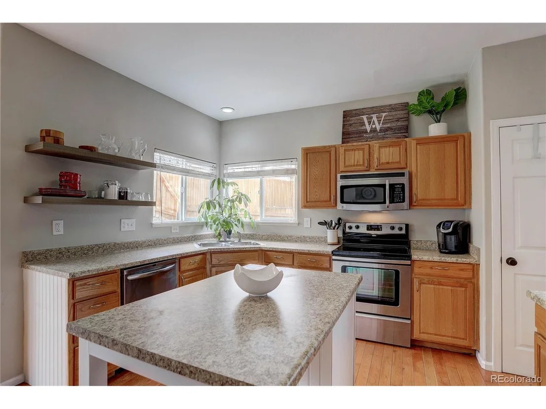 Photo of 10088 Westside Cir