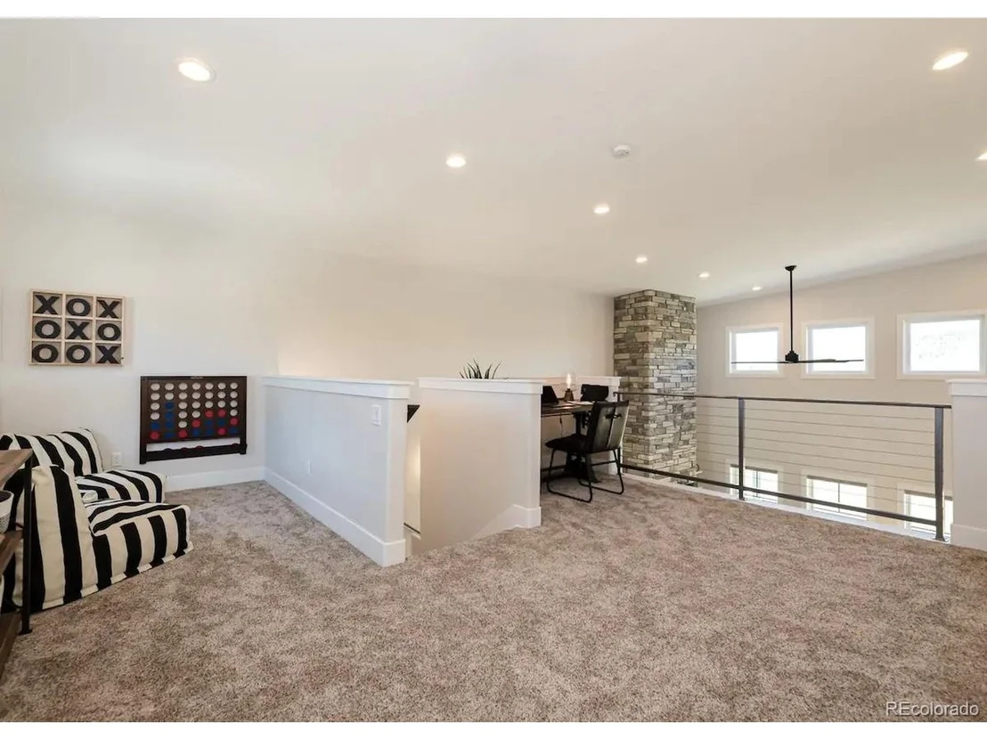 Photo of 935 Lone Eagle Dr