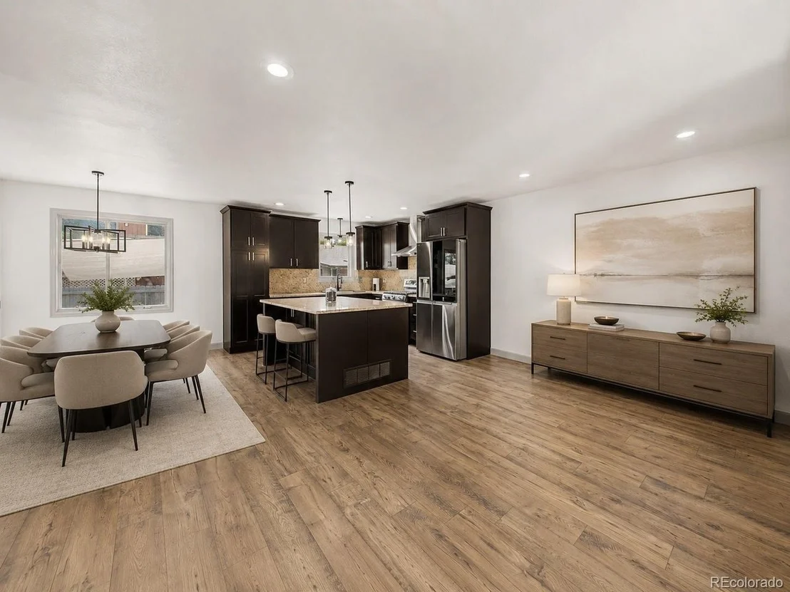 Photo of 2823 Humboldt Cir