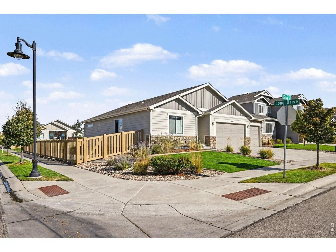 Photo of 7102 Silver Ct
