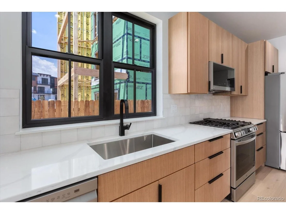 Photo of 115 Chase St