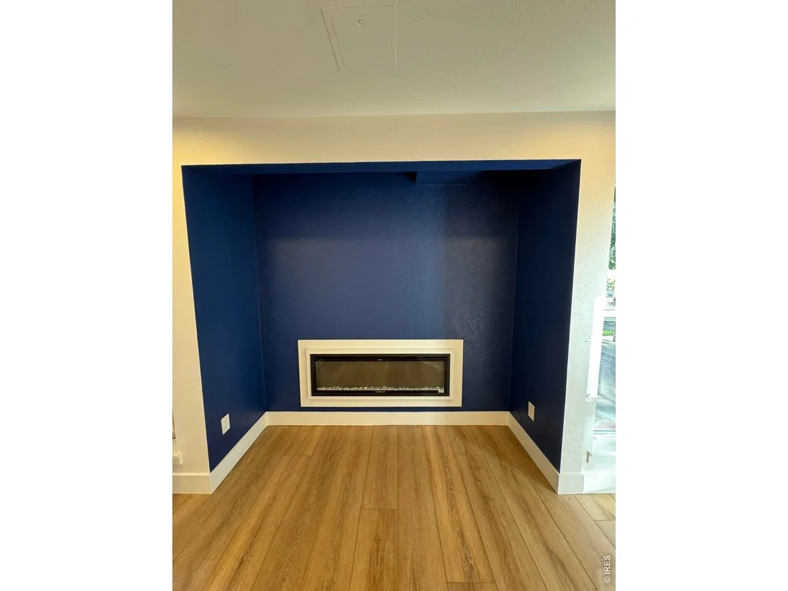 Photo of 3237 Redstone Rd