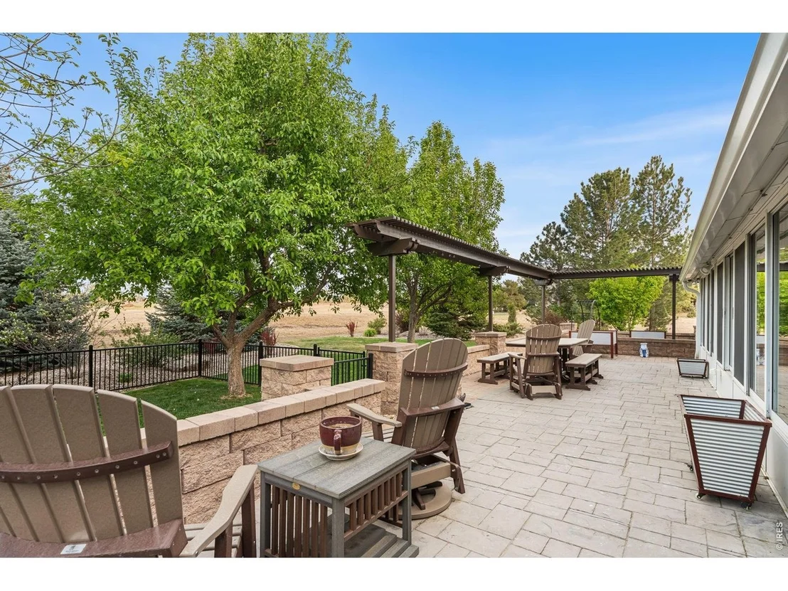 Photo of 2900 Spring Mountain Dr