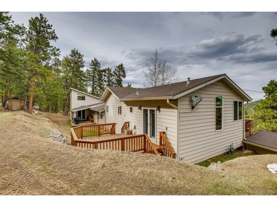 Photo of 115 Spruce Rd