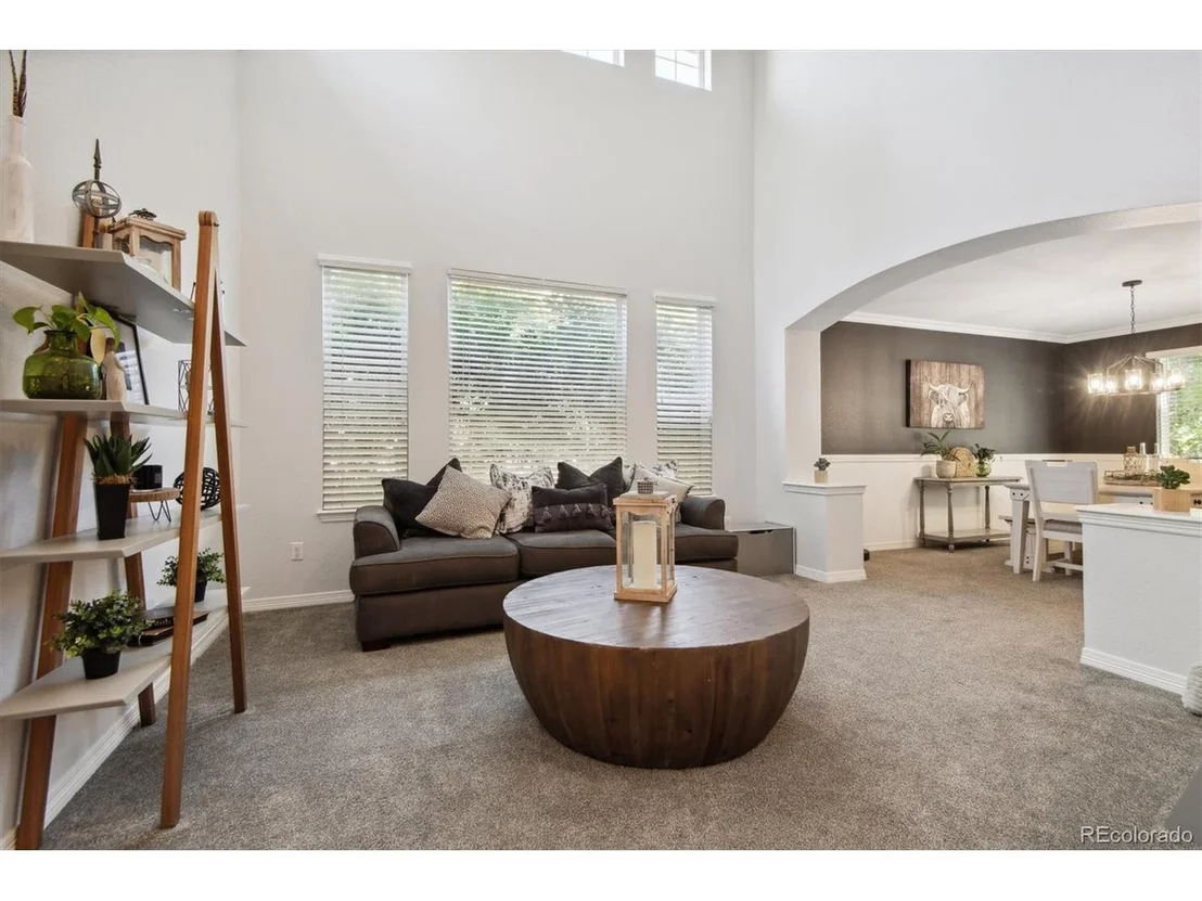 Photo of 6740 Sage Ave