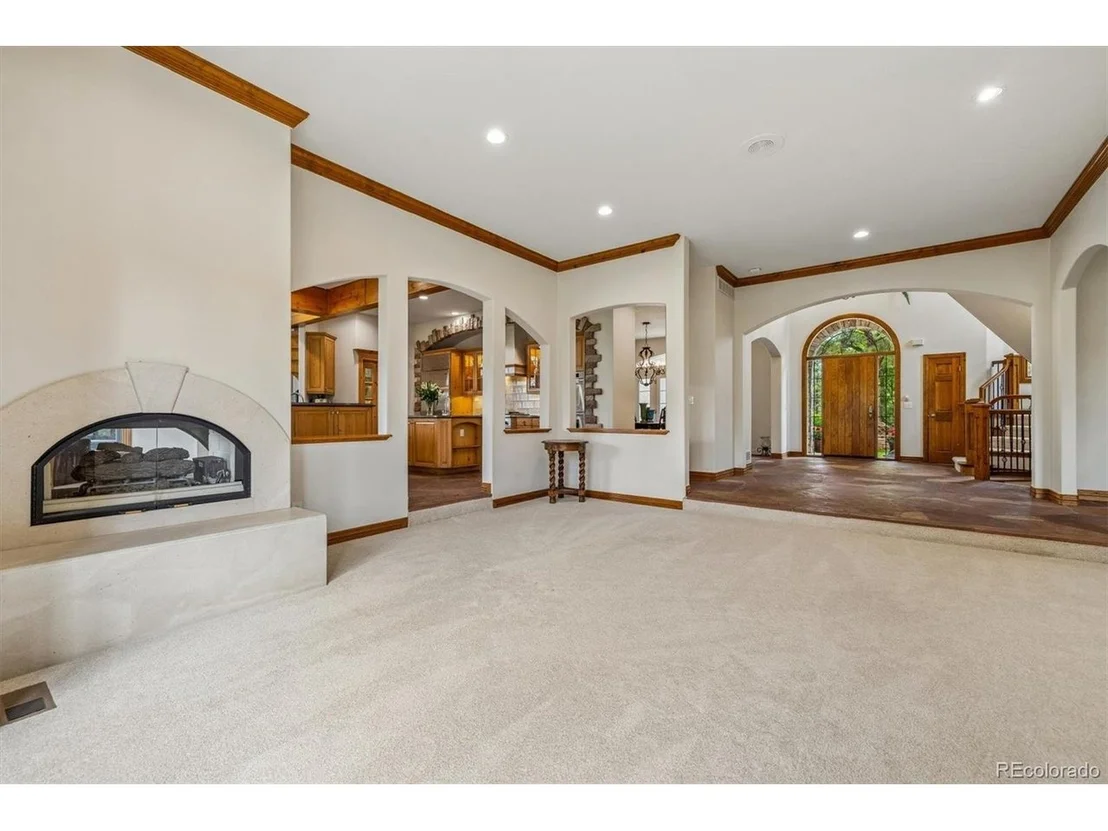 Photo of 2376 Trails End