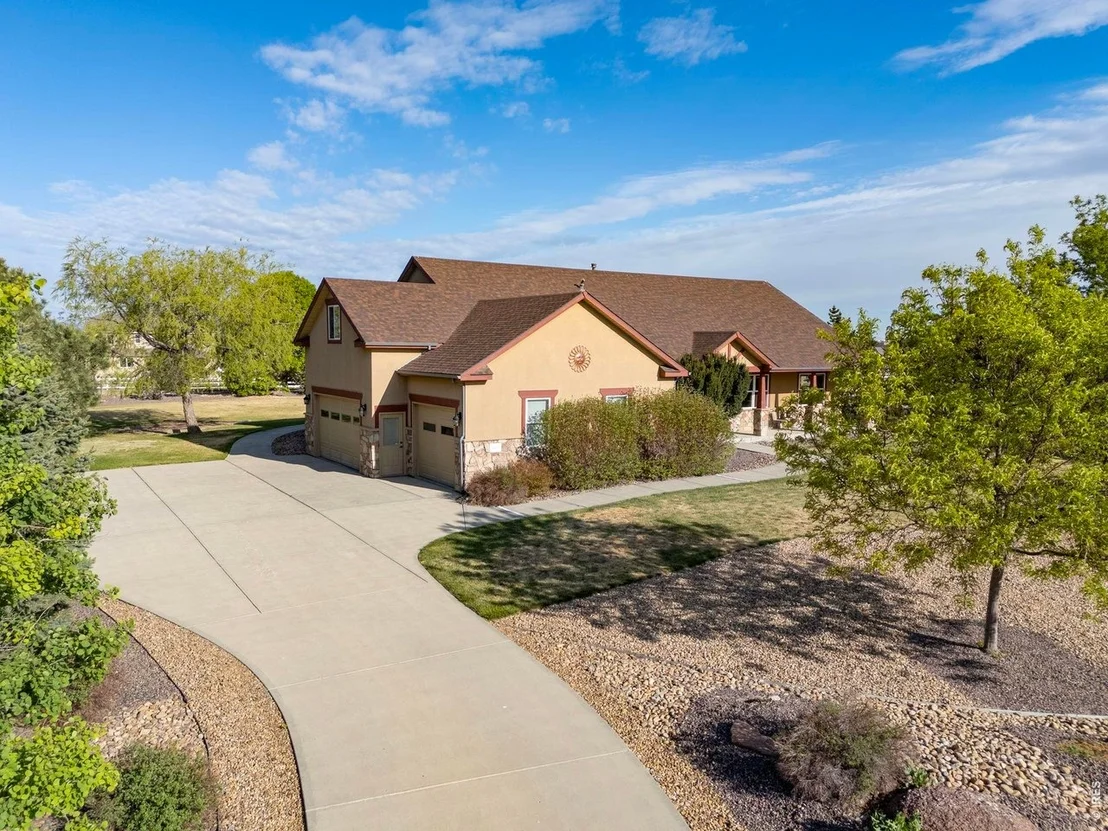 Photo of 1405 Fox Ridge Pkwy