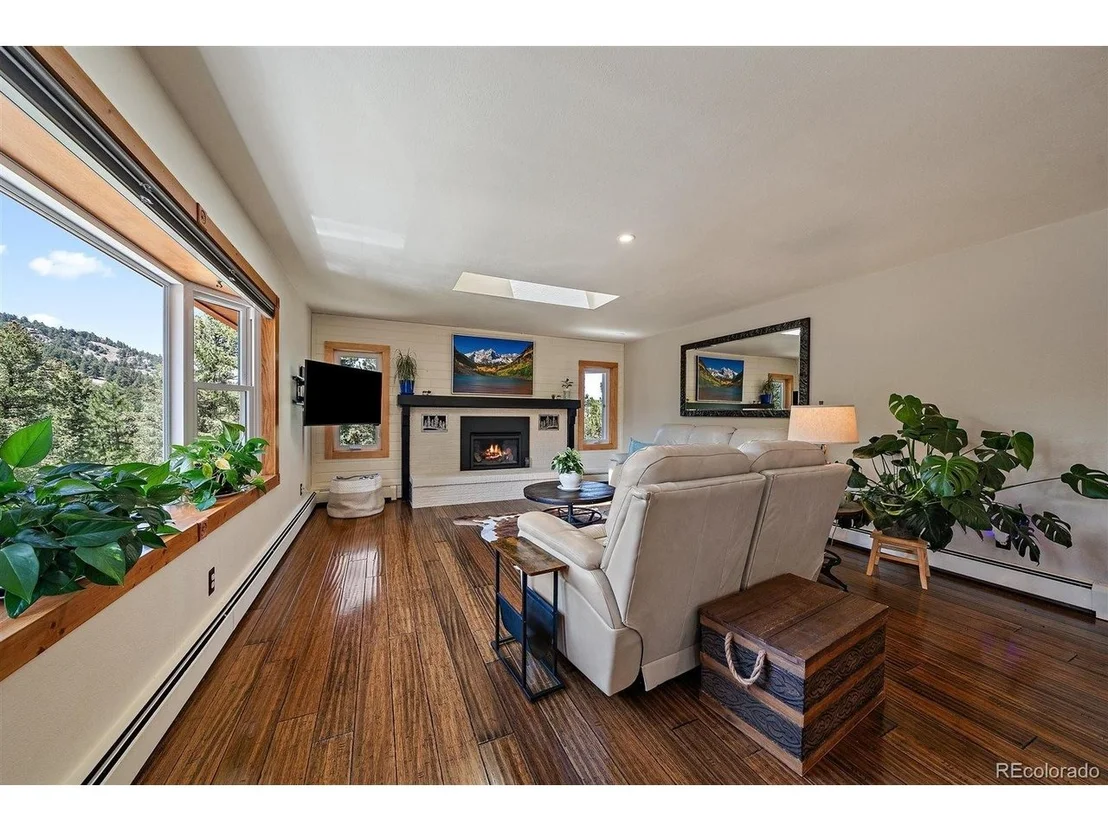 Photo of 7350 Monica Ln
