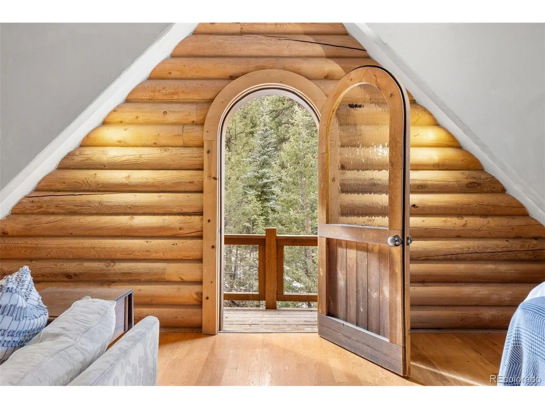 Photo of 33755 Columbine Cir