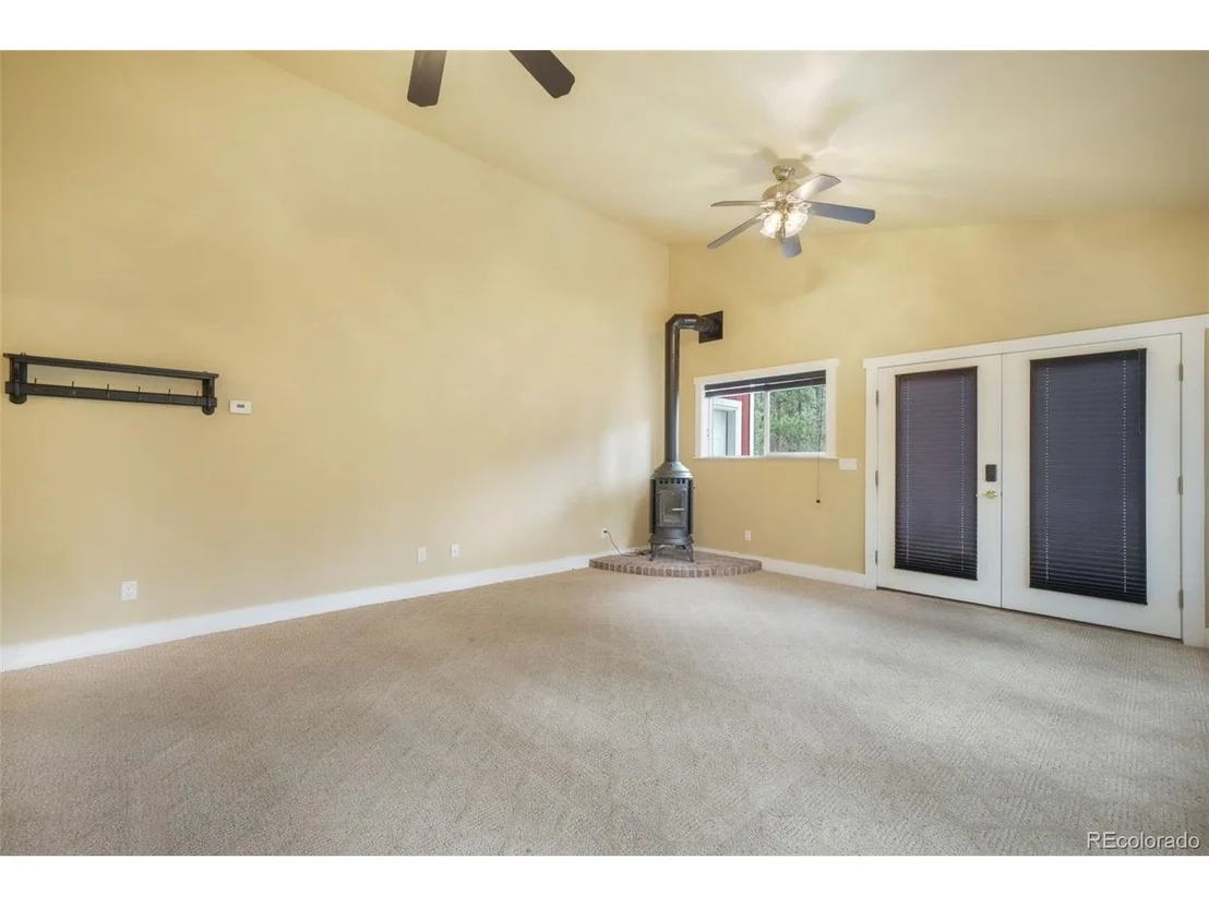 Photo of 19010 Deerfield Rd