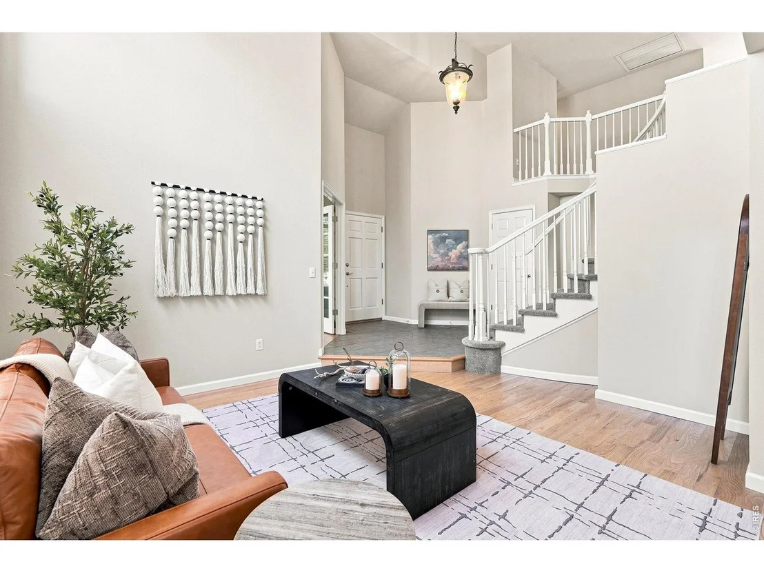Photo of 2854 Blue Jay Way