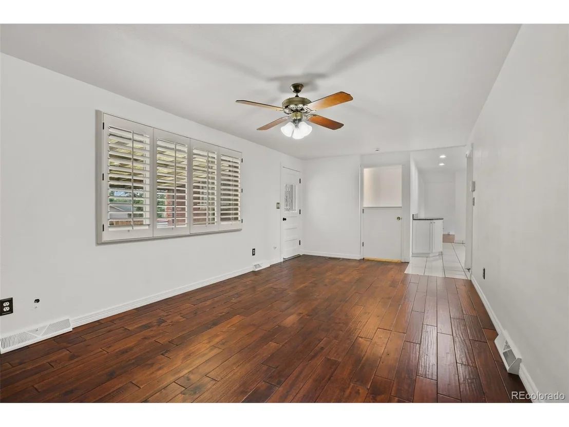 Photo of 3963 W 65th Pl