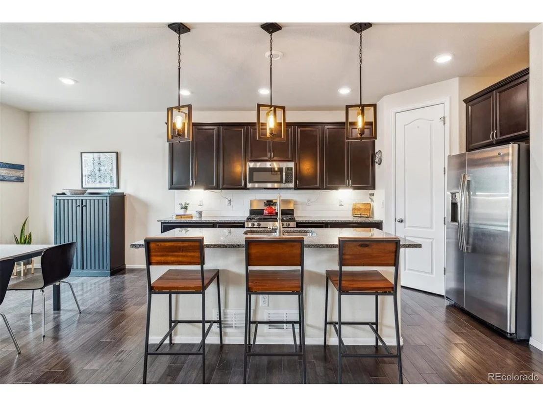Photo of 15162 Jakarta Cir