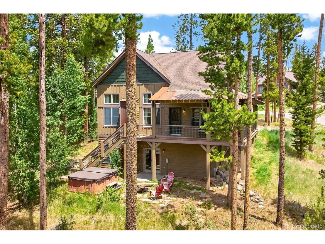 Photo of 1201 Rendezvous Rd