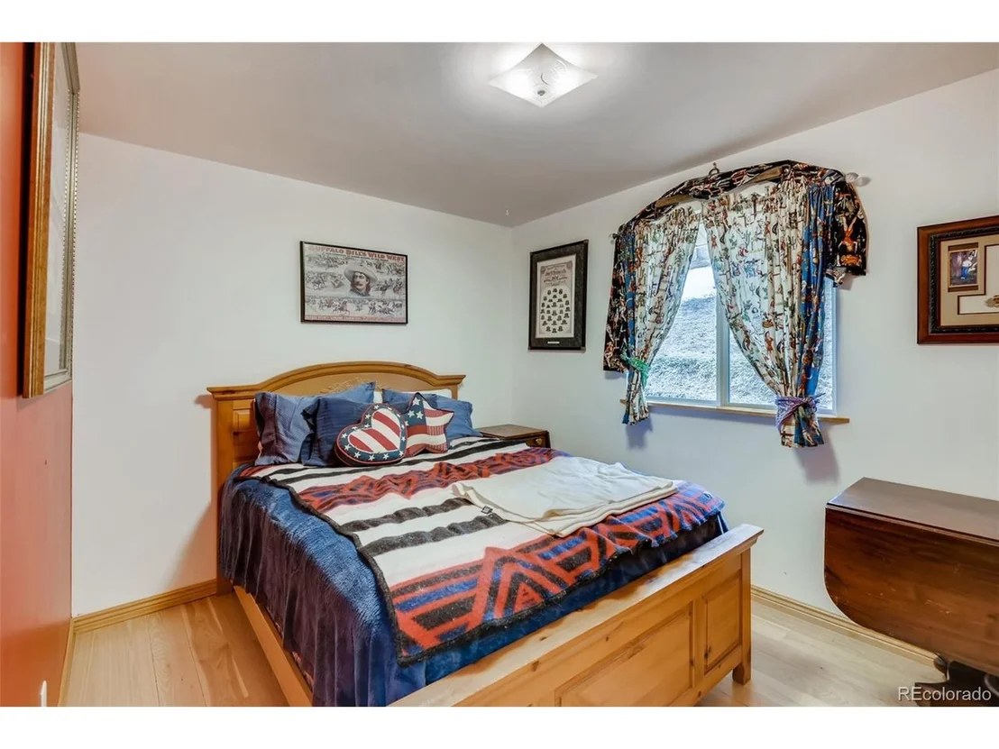Photo of 115 Spruce Rd