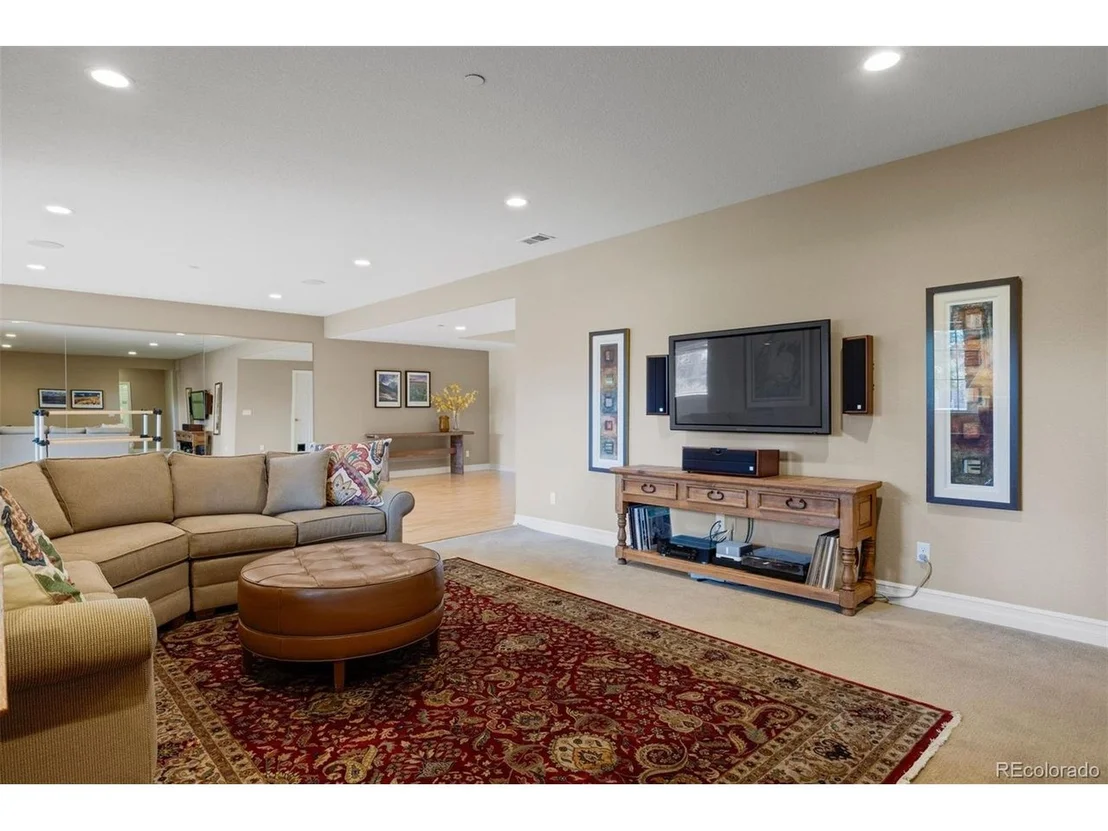 Photo of 5138 Le Duc Dr