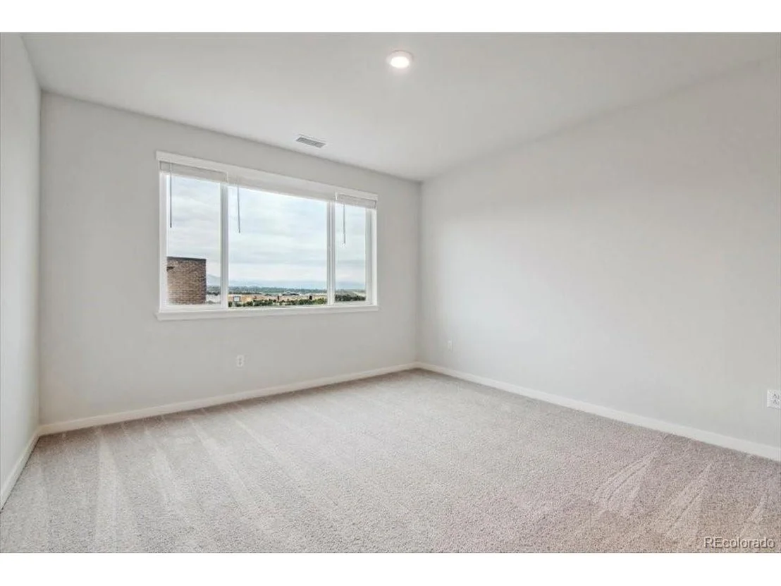 Photo of Unit 1306 at 487 Interlocken Blvd