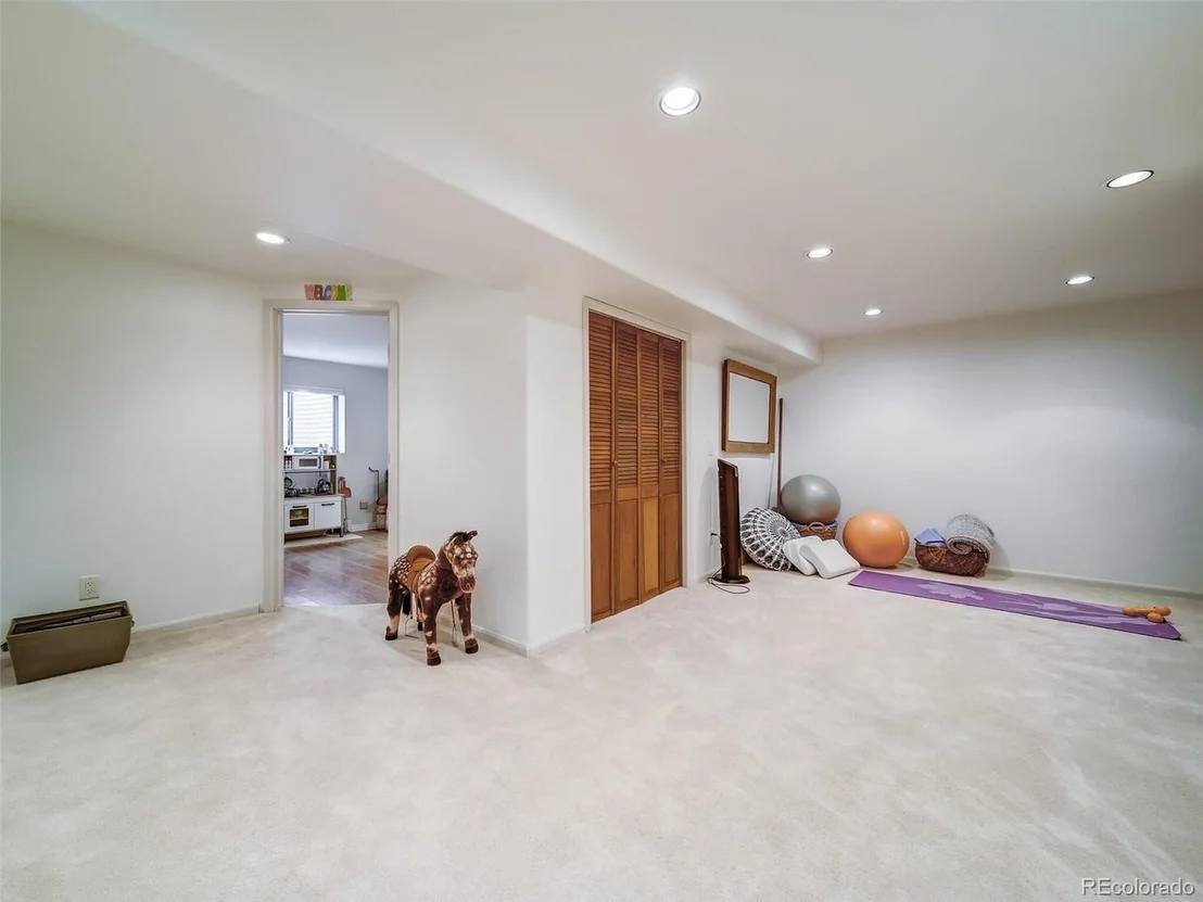 Photo of 6316 Powell Rd
