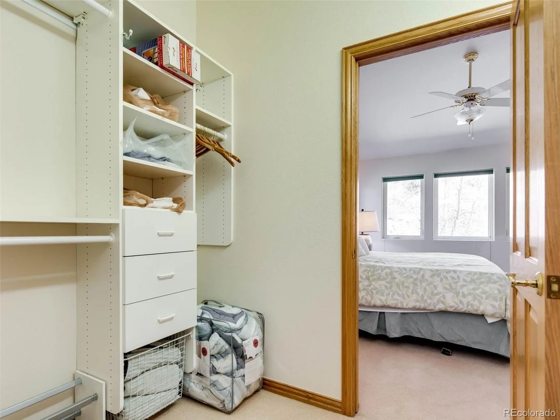 Photo of 180 Nuthatch Rd