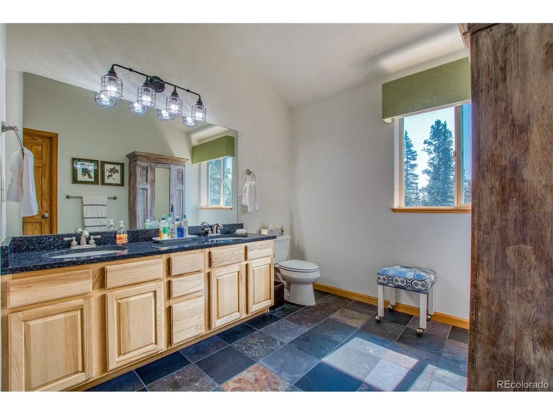 Photo of 421 Gold Trail Cir