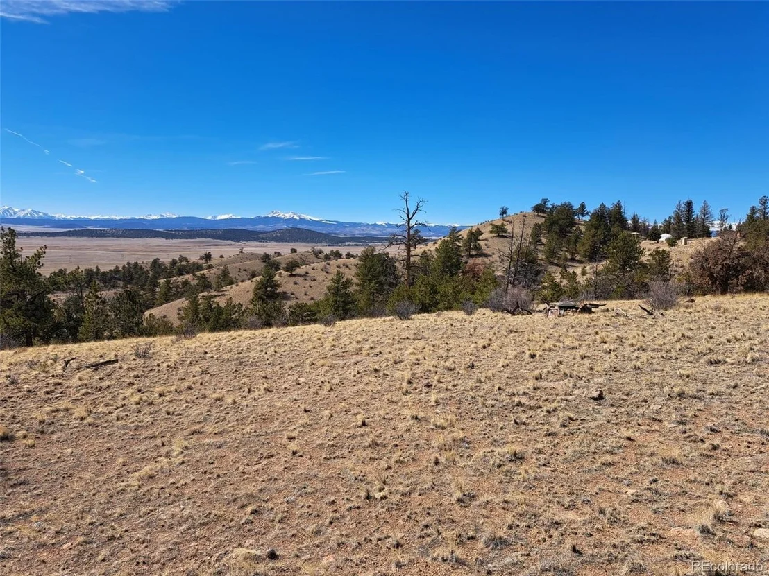Photo of 369 Summit Rd