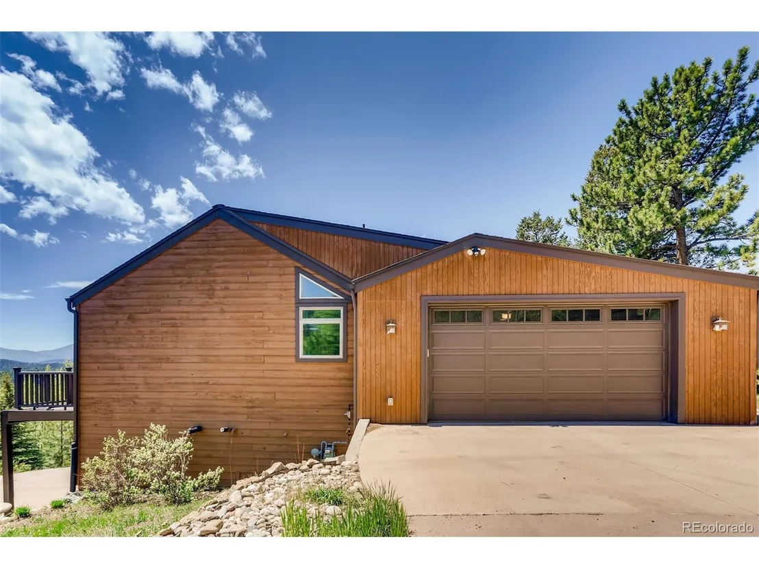 Photo of 25 Lake View Dr