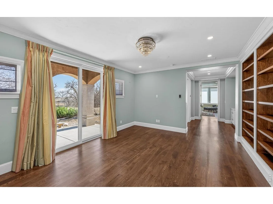 Photo of 2102 Shoreside Dr