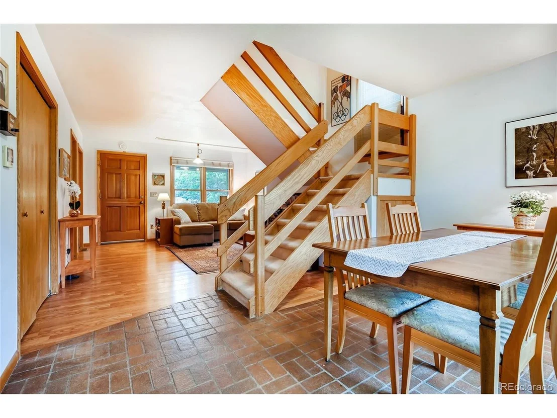 Photo of 1380 Riverside Ave