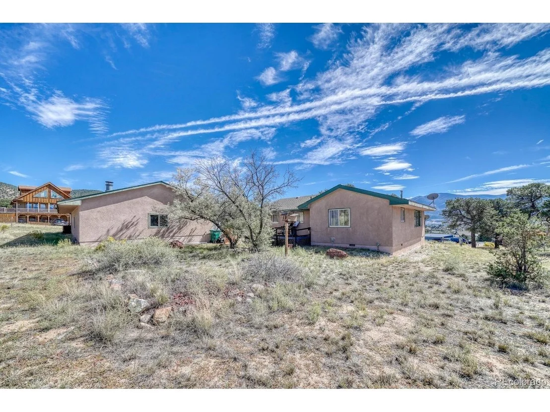 Photo of 10239 W Cheyenne Cir