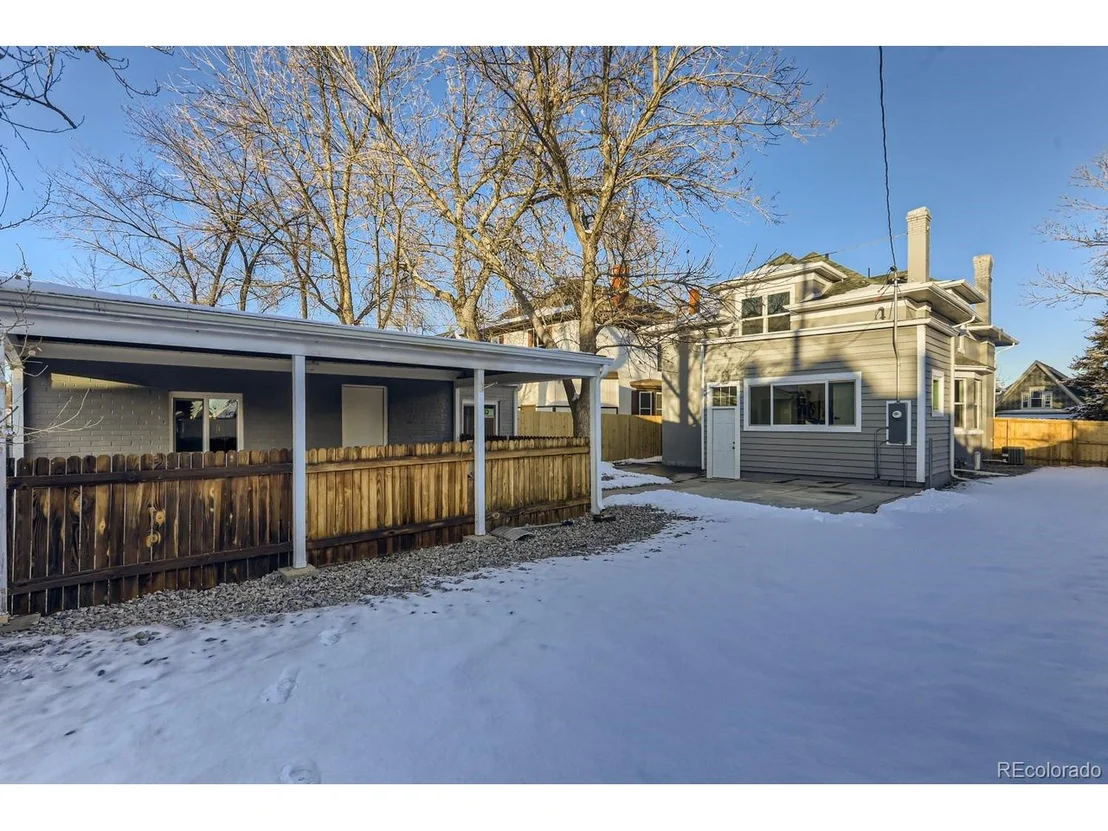 Photo of 3829 Lowell Blvd