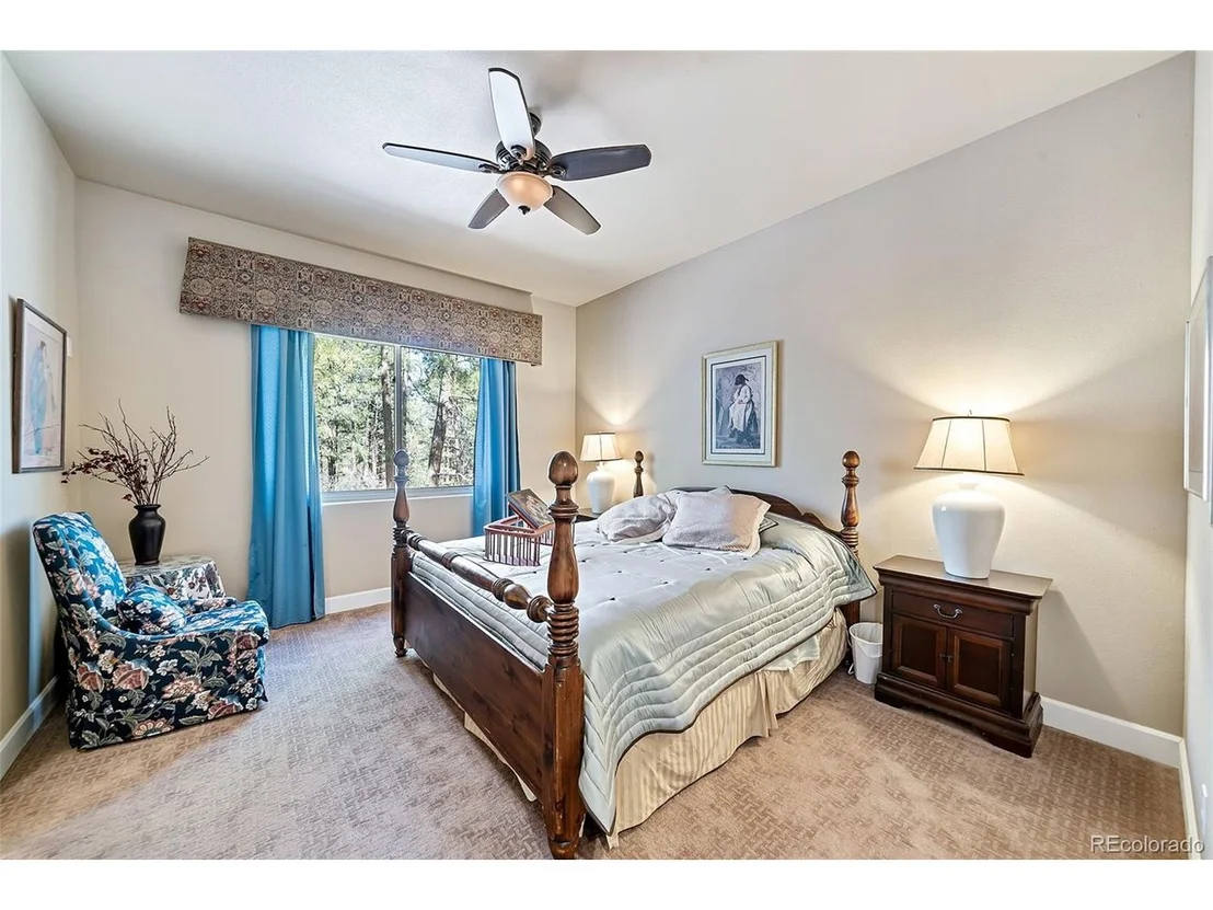 Photo of 1399 Gore Cir