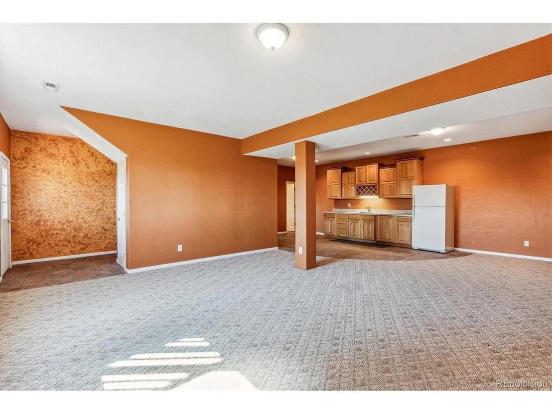 Photo of 26490 Flower Cir