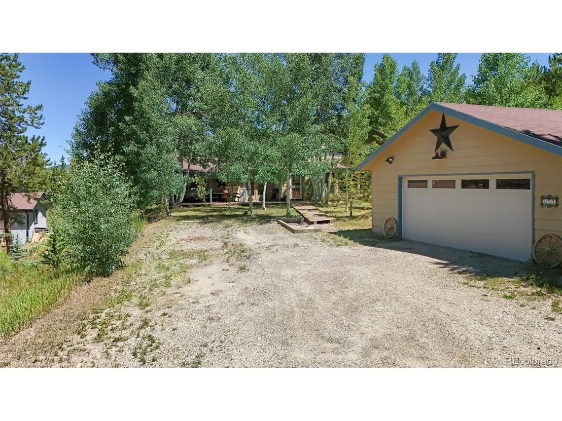 Photo of 277 G Rd