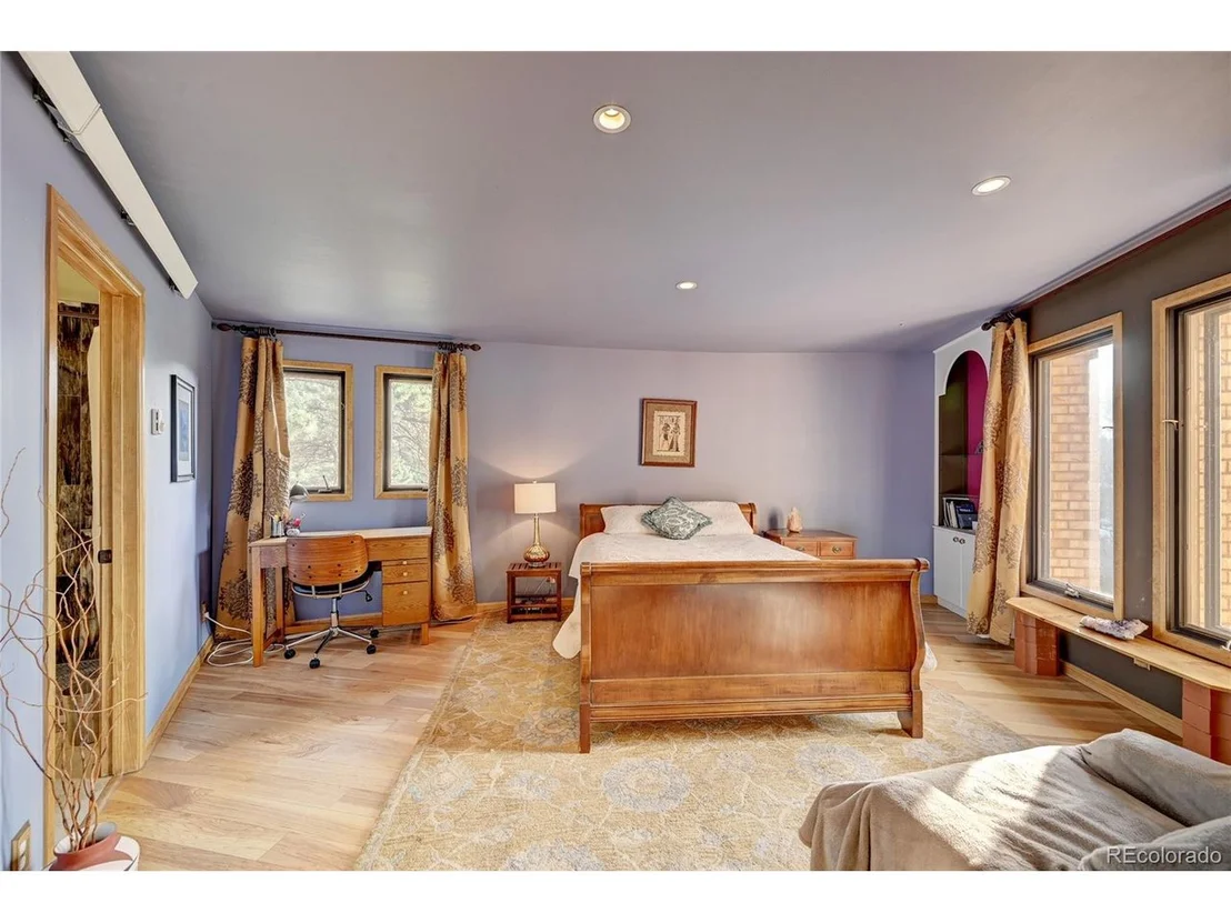 Photo of 218 Anemone Dr