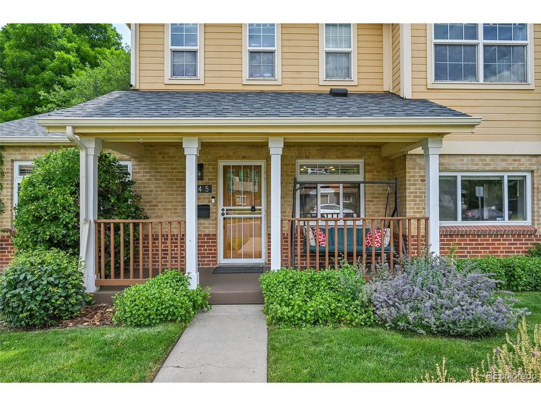 Photo of 845 Jasmine St