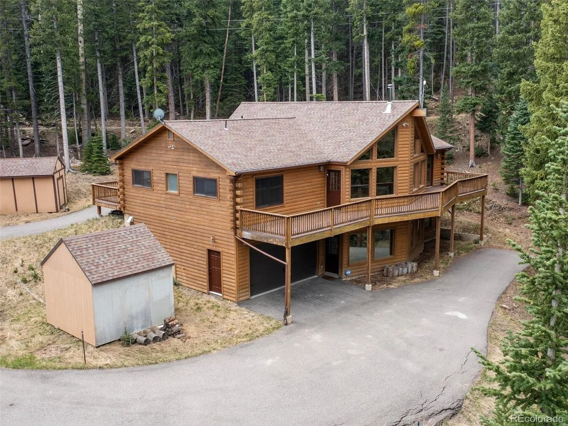 Photo of 225 Bear Claw Ln