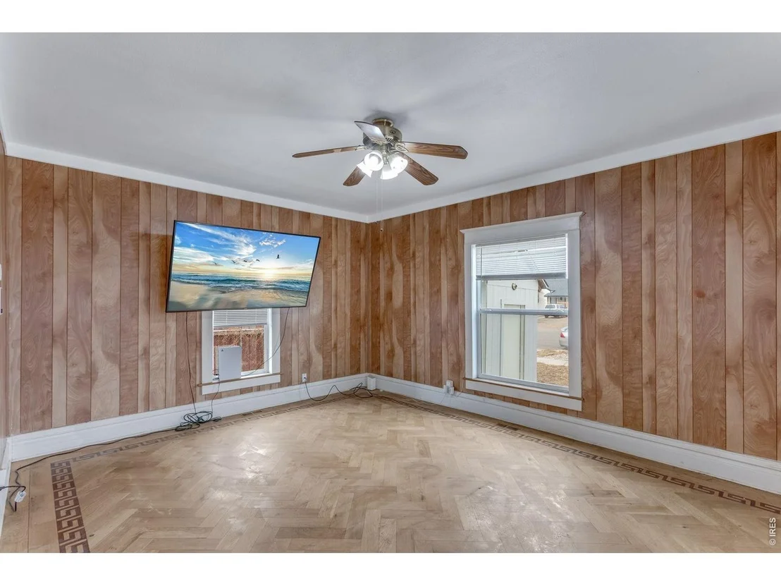 Photo of 403 9th Ave