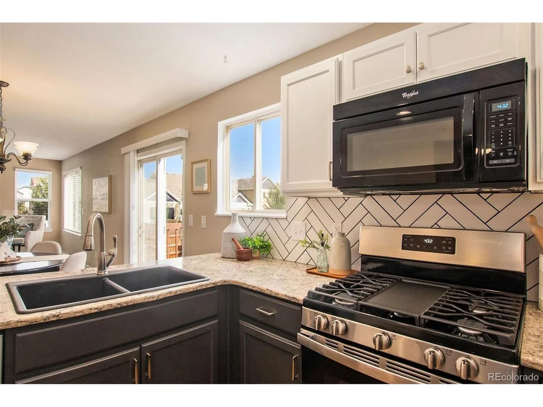 Photo of 1203 Dewey Dr