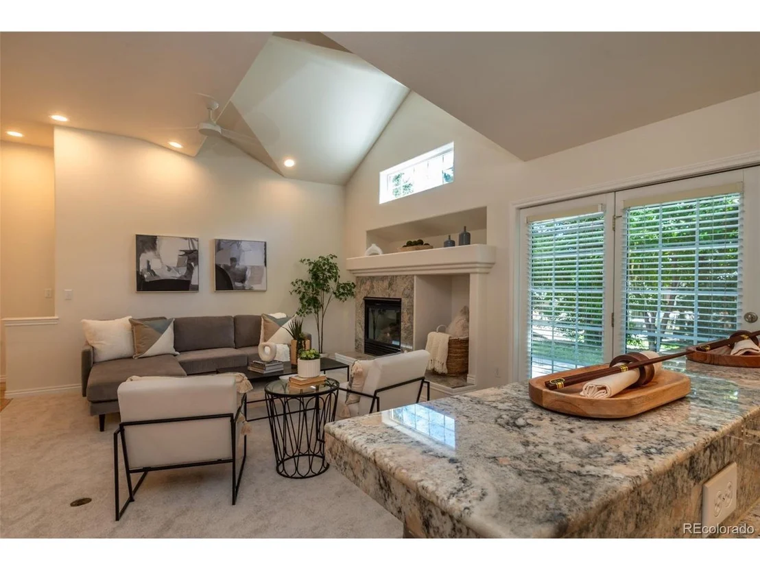 Photo of 340 Driftwood Cir