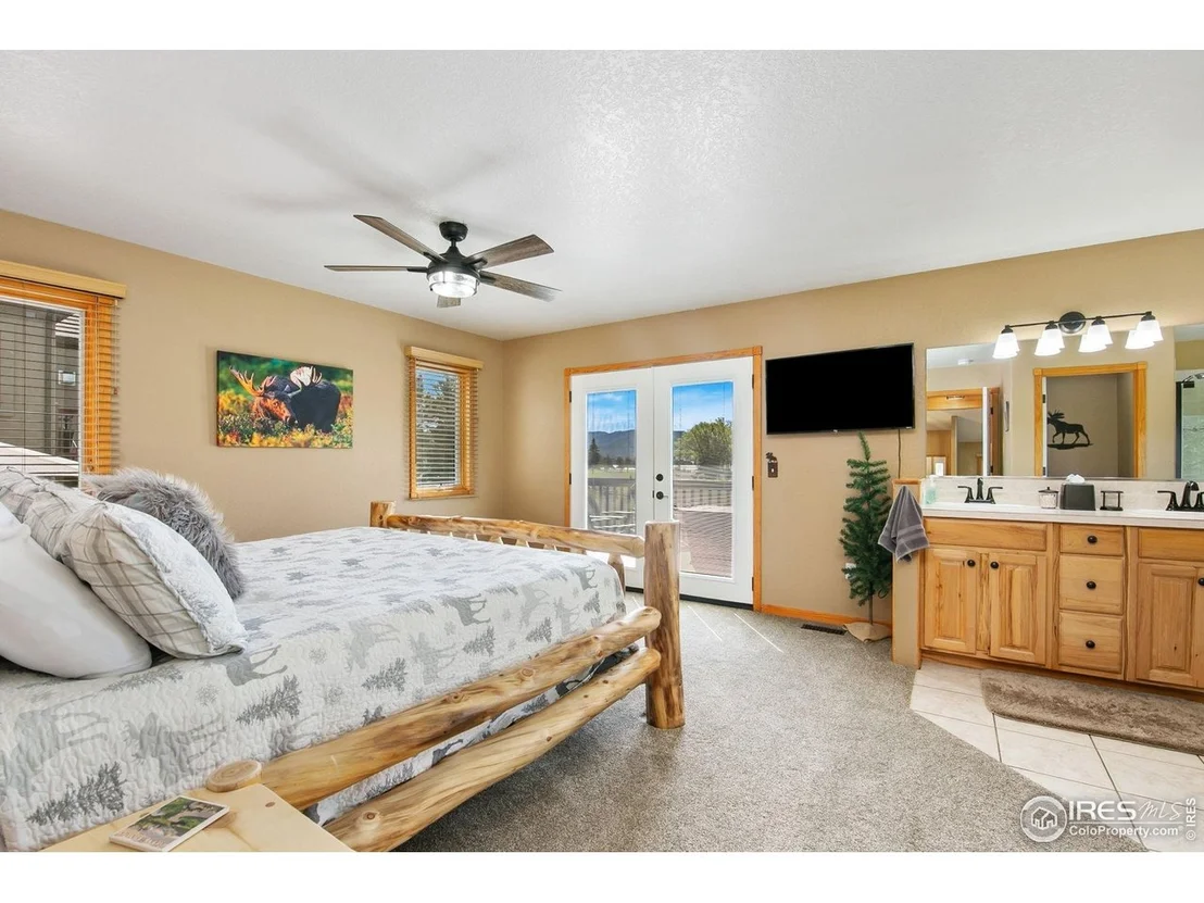 Photo of 464 Skyline Dr
