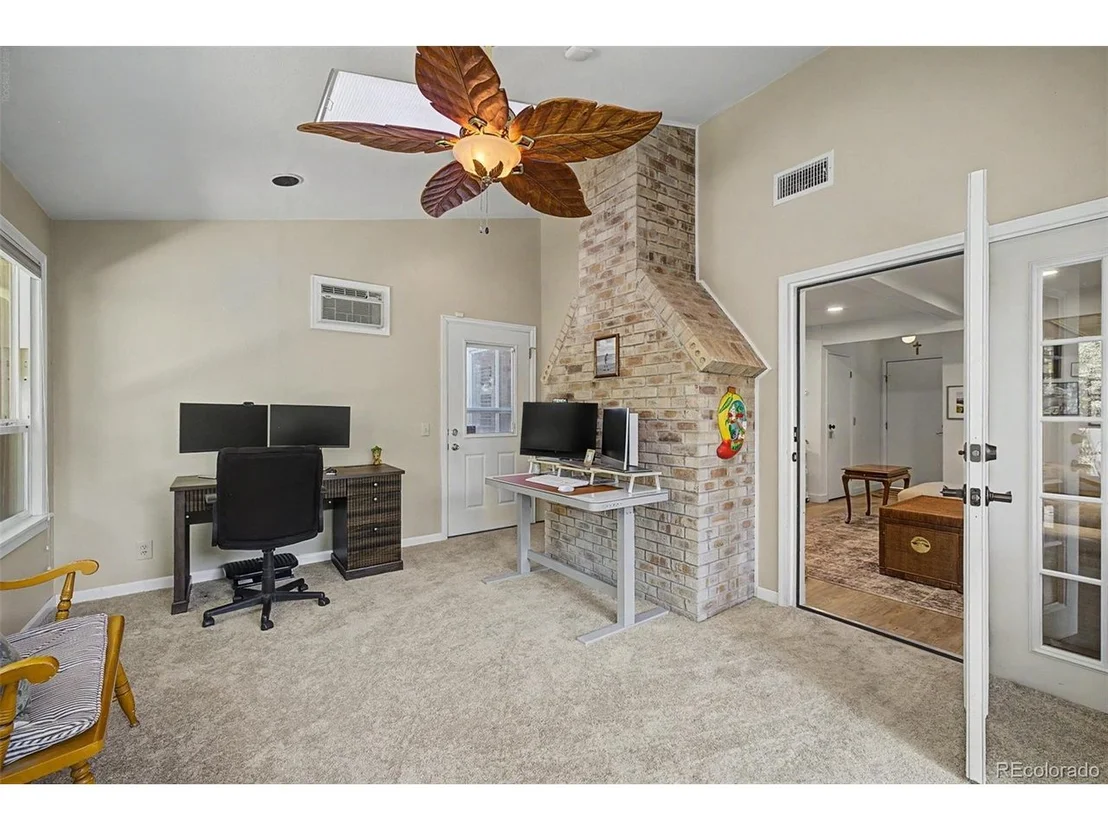 Photo of 8039 Marshall Cir
