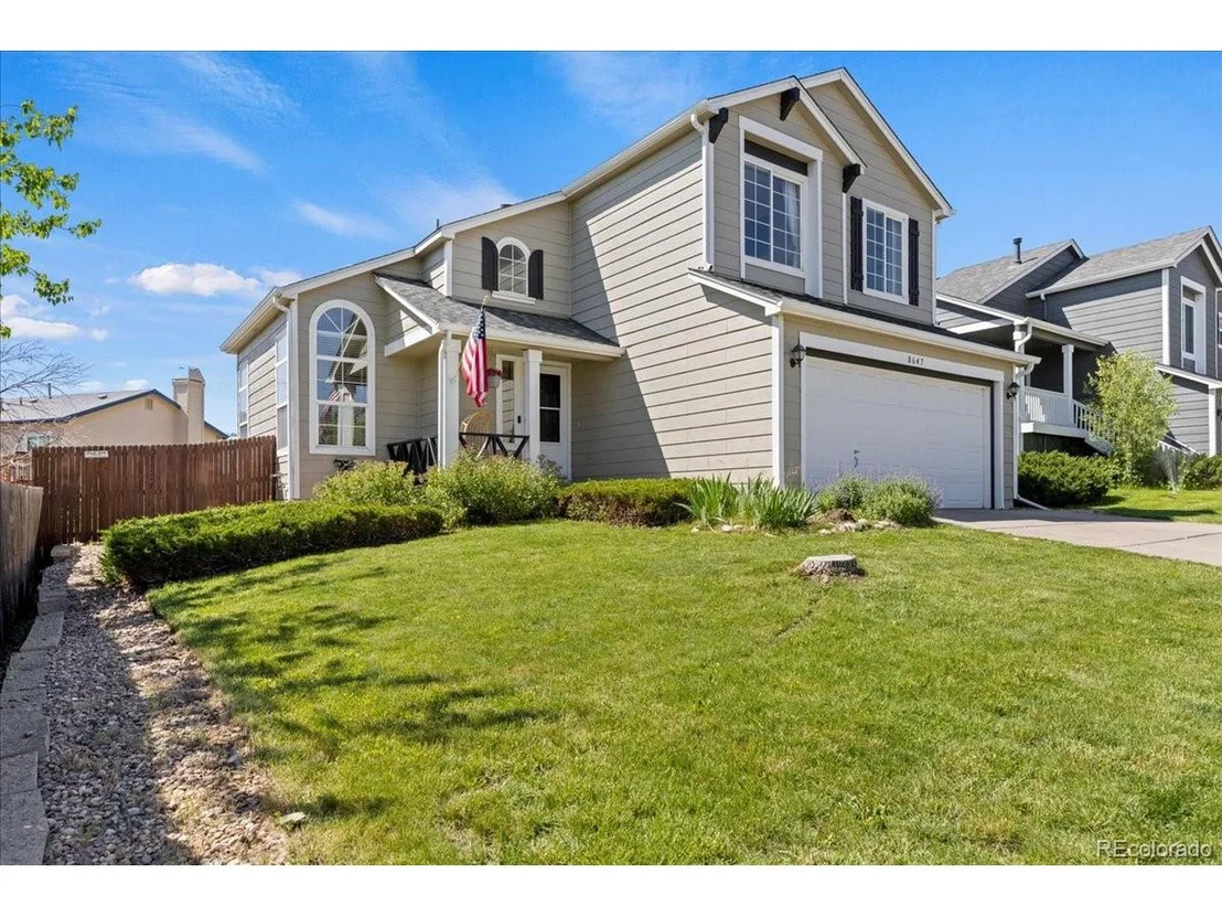 Photo of 8647 Bluegrass Cir